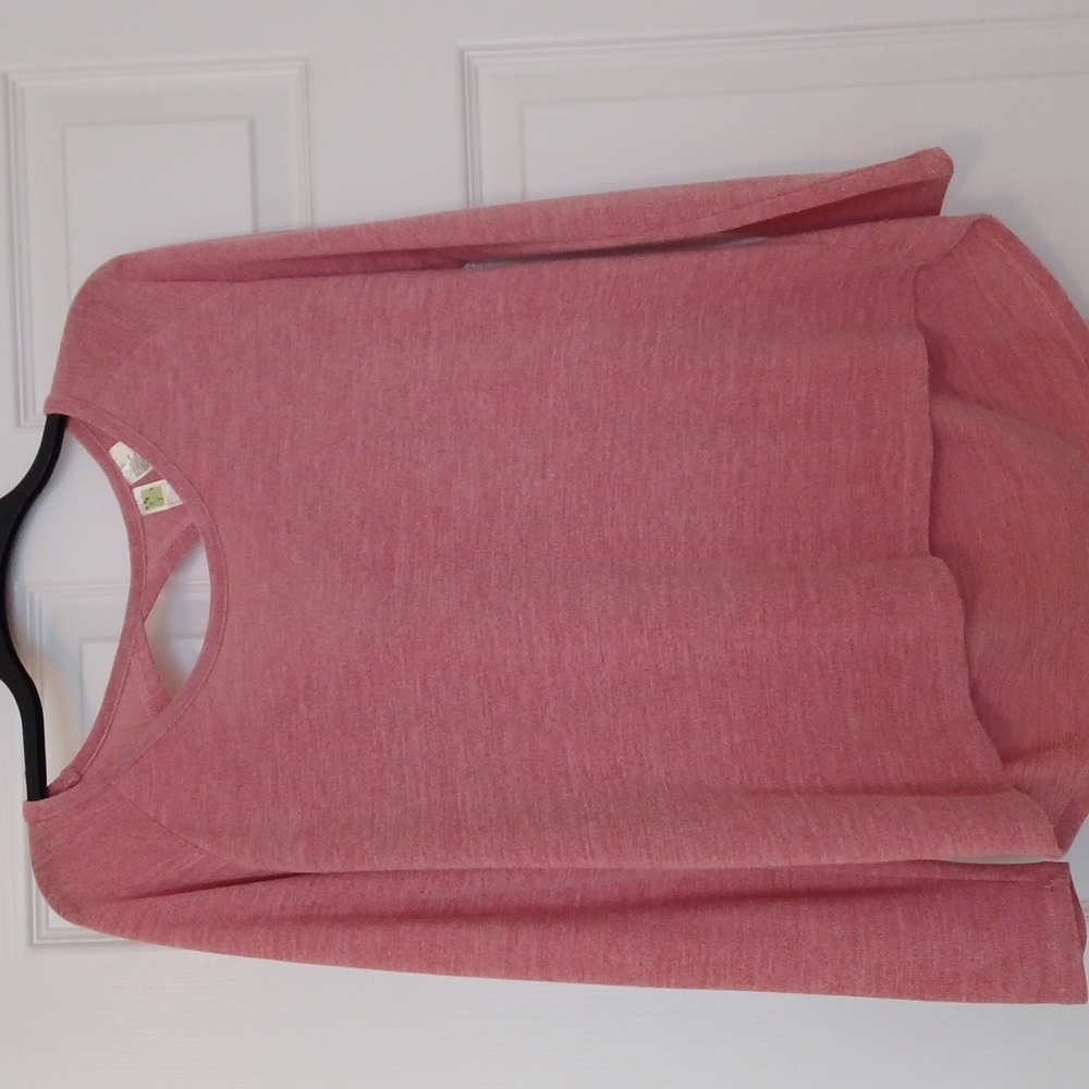 Halcyon sweater cutout back size small long sleeves pink/salmon color u neck